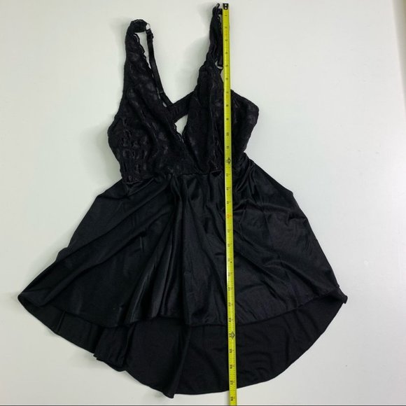 Black Camisole - Picture 4 of 6